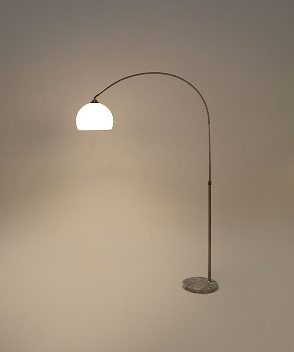 100140. Guzzini Style Lamp