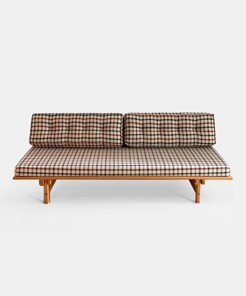 100033. 70's danish oak daybed sofa