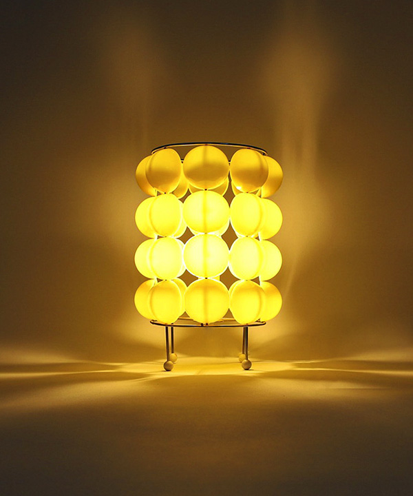 100397. Ball Table Lamp 70's
