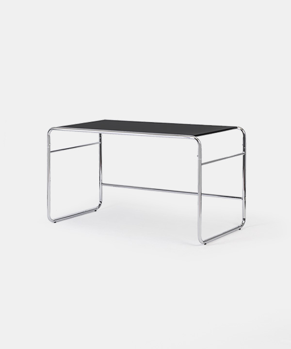 테이블.18225