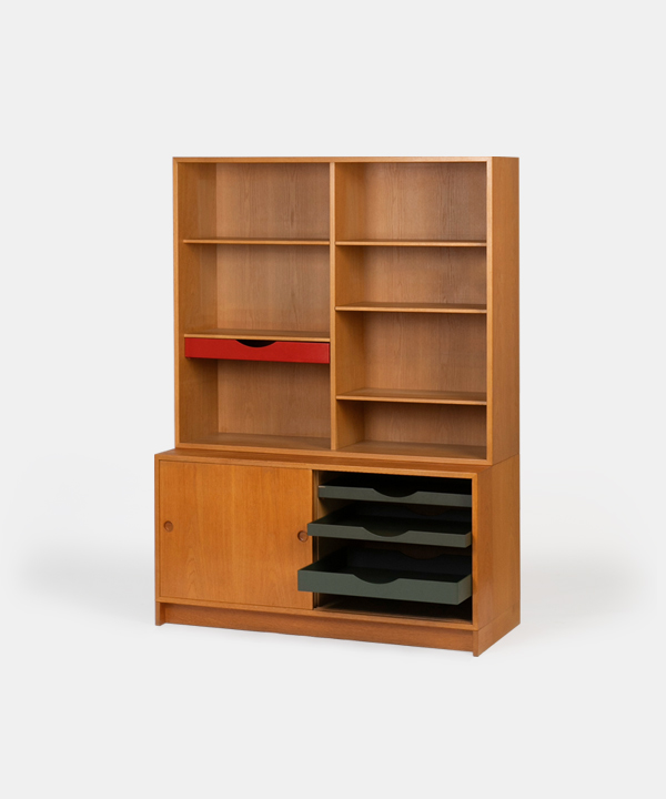 101291. [karl A.] 장식장