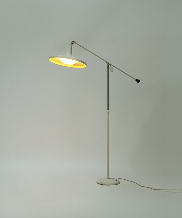 101351. [Gispen] 장스텐드